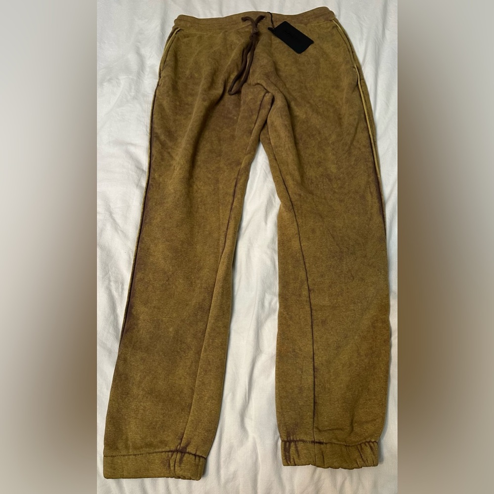 Alphalete Men’s Joggers Brand NEW